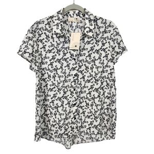 Everleigh NWT White Black Floral Button Up Blouse Women's Size Medium